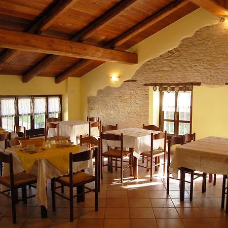 Agriturismo 'D Raine モンテルーポ・アルベーゼ エクステリア 写真